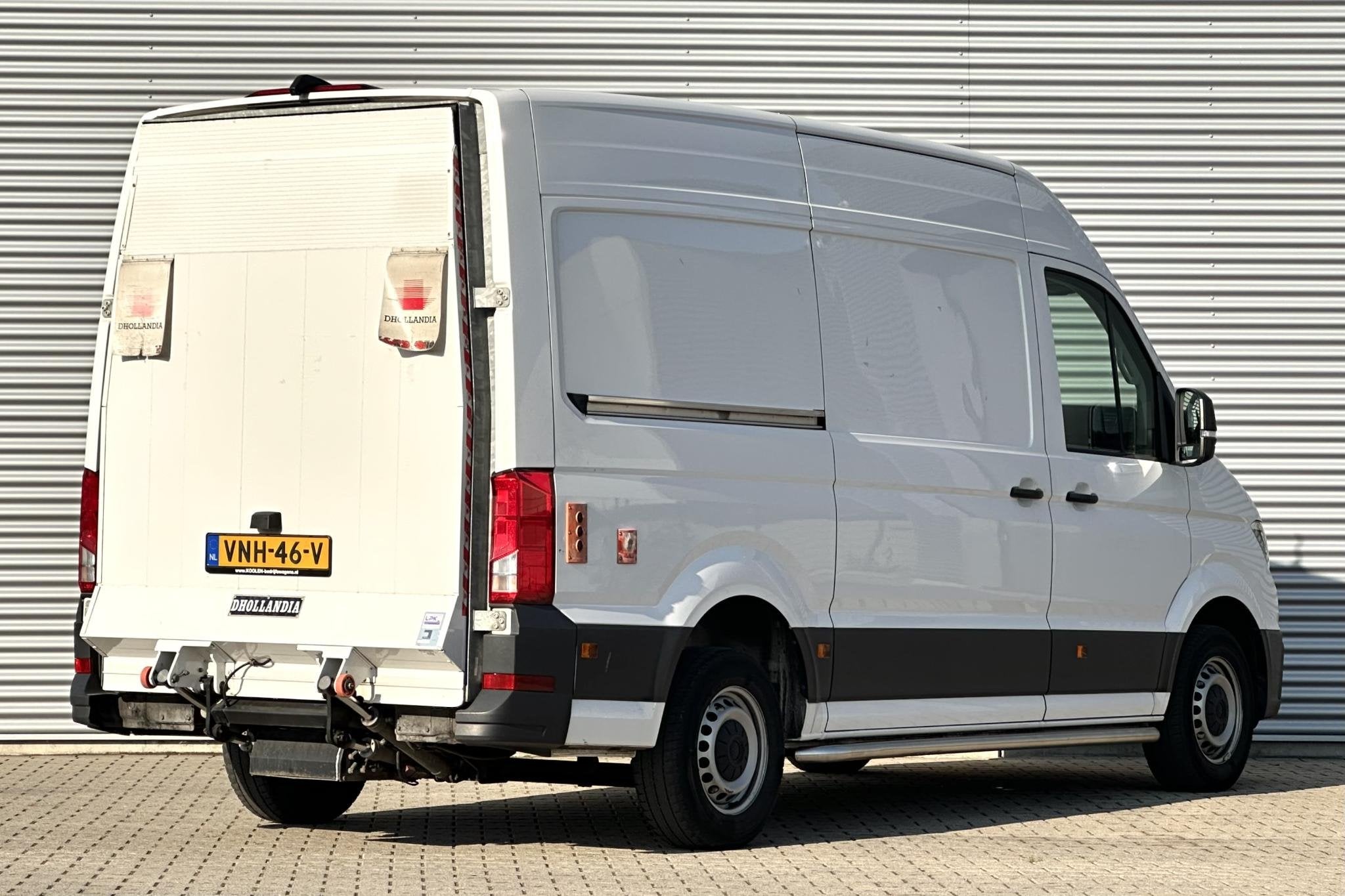 Volkswagen Crafter 35 2.0 TDI L2H2 Bus met laadklep Dholland, Auto's, Bestelwagens en Lichte vracht, Dealer onderhouden, Stof