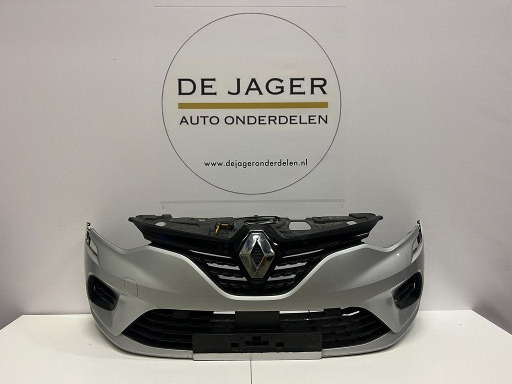 RENAULT CLIO 5 V VOORBUMPER BUMPER COMPLEET 2019- 620228351R, Renault Group, Gebruikt, Contact.group@renault.com, Bumper