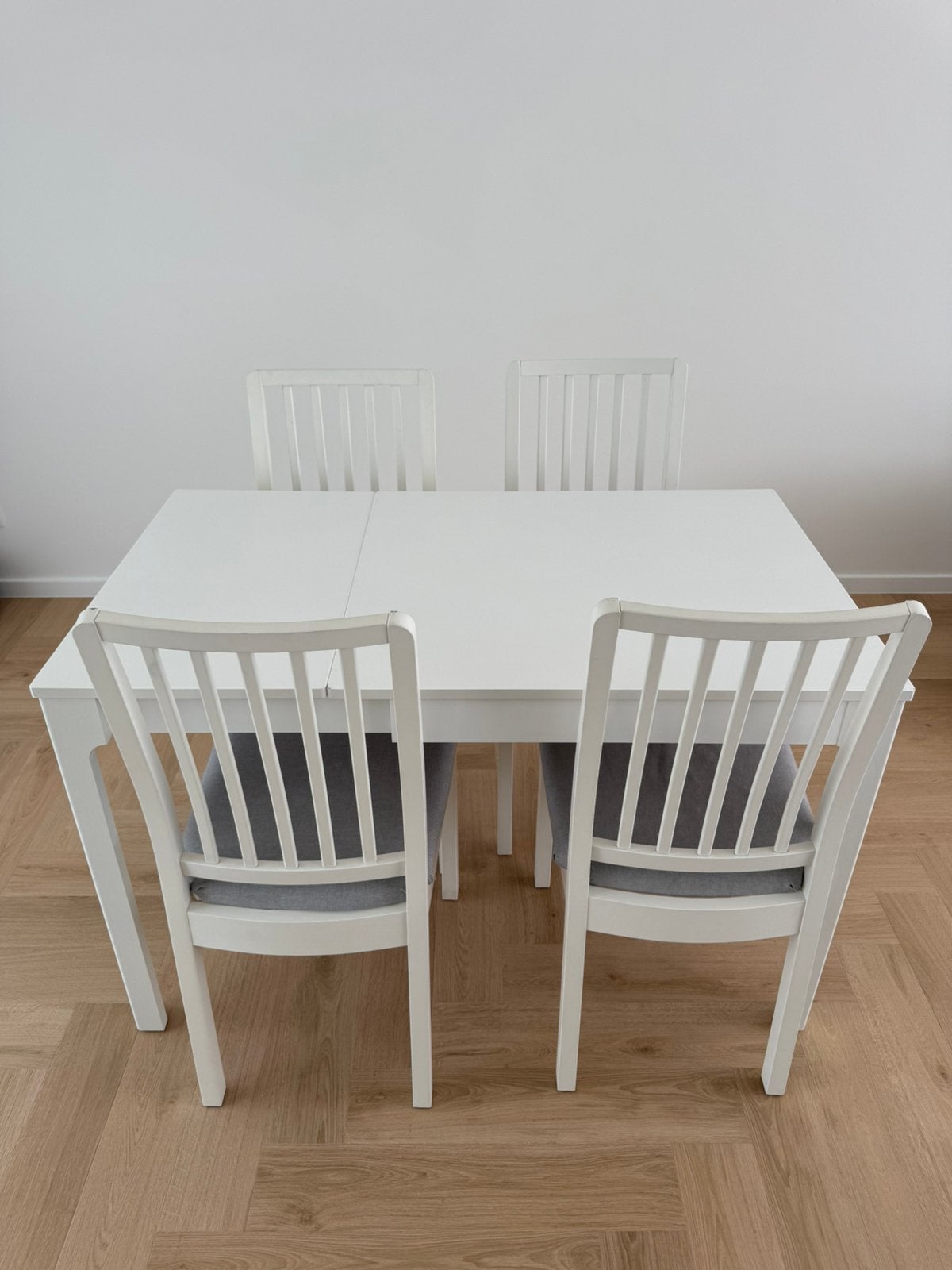 Table extensible + 4 chaises, Maison & Meubles, Salles à manger complètes, Enlèvement, Comme neuf