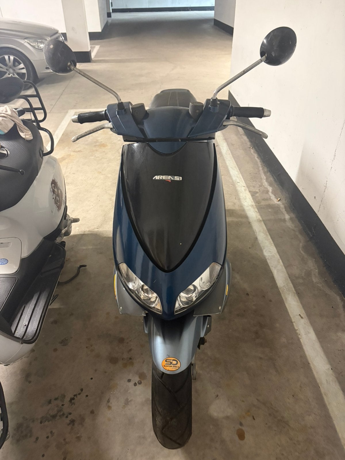 Zeer mooie unieke aprillia area 51 prijs 1600€, Particulier