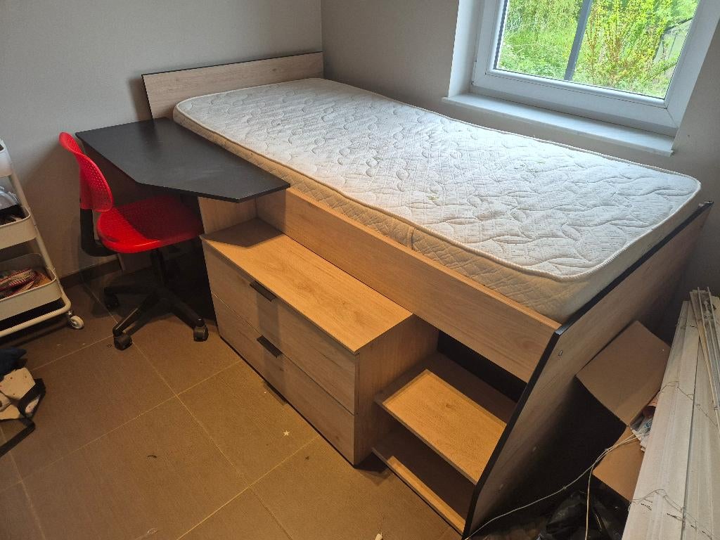 Lit bureau avec tirroirs, Enlèvement, Utilisé