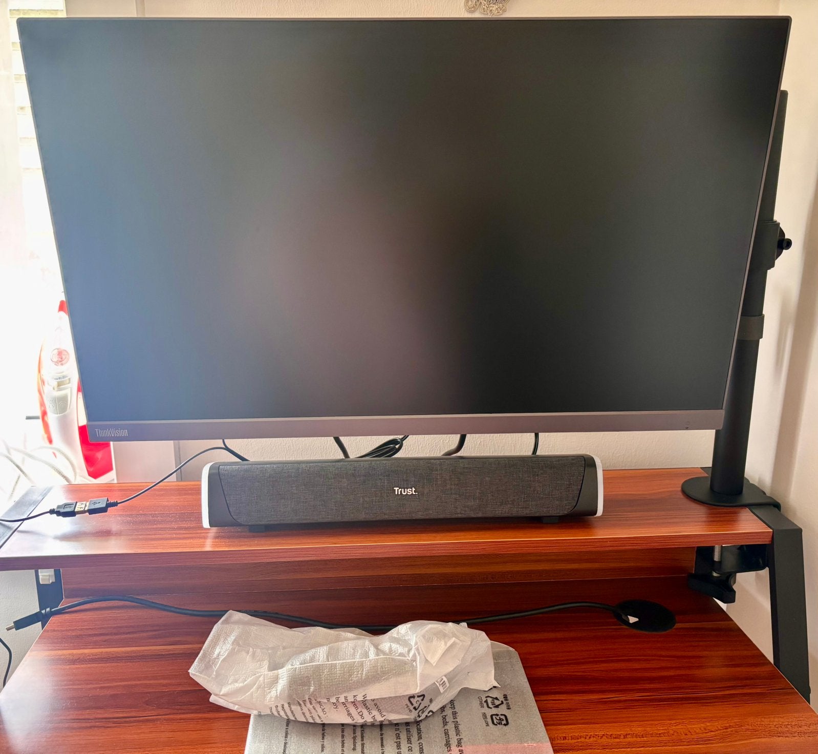 Lenovo ThinkVision S27i-30 + RGB Soundbar, Informatique & Logiciels, Moniteurs, HDMI, IPS, 61 à 100 Hz, Full HD