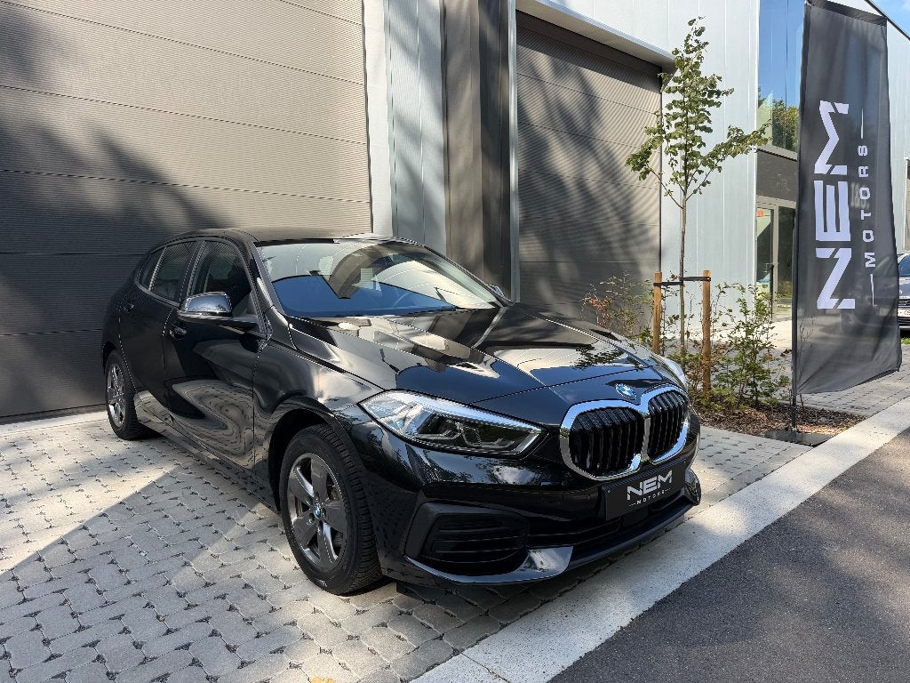 BMW 118i Sportline,GARANTIE,CARPLAY,NAVI,ACC,LED,LIJNASSIST, Autos, Achat, Euro 6, Boîte manuelle, Entretenue par le concessionnaire