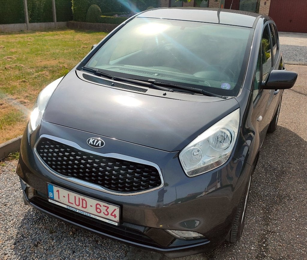 KIA venga - compacte auto met trekhaak, Auto's, Dealer onderhouden, Monovolume, Euro 6, 1396 cc
