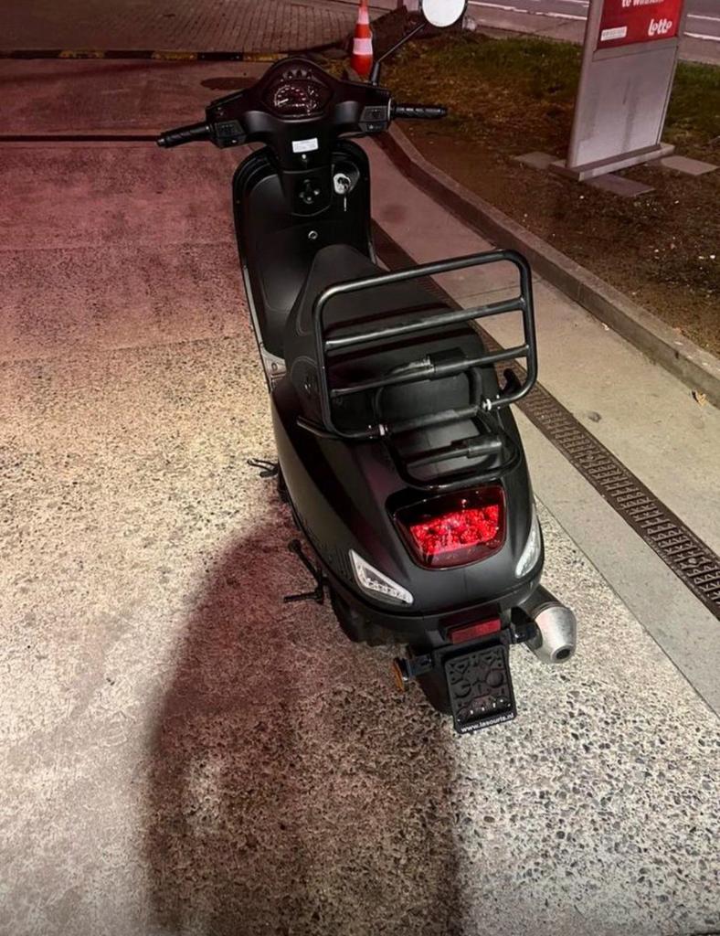 Scooter klasse a, Enlèvement, Comme neuf