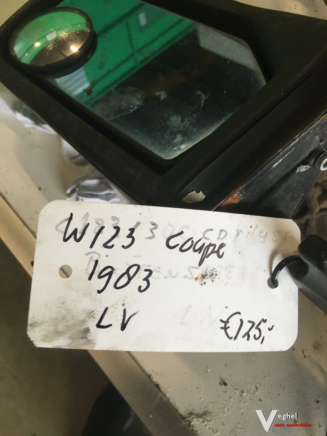 Mercedes W123 coupe 1983 Buitenspiegel links Handbediend, -, Utilisé, -, -