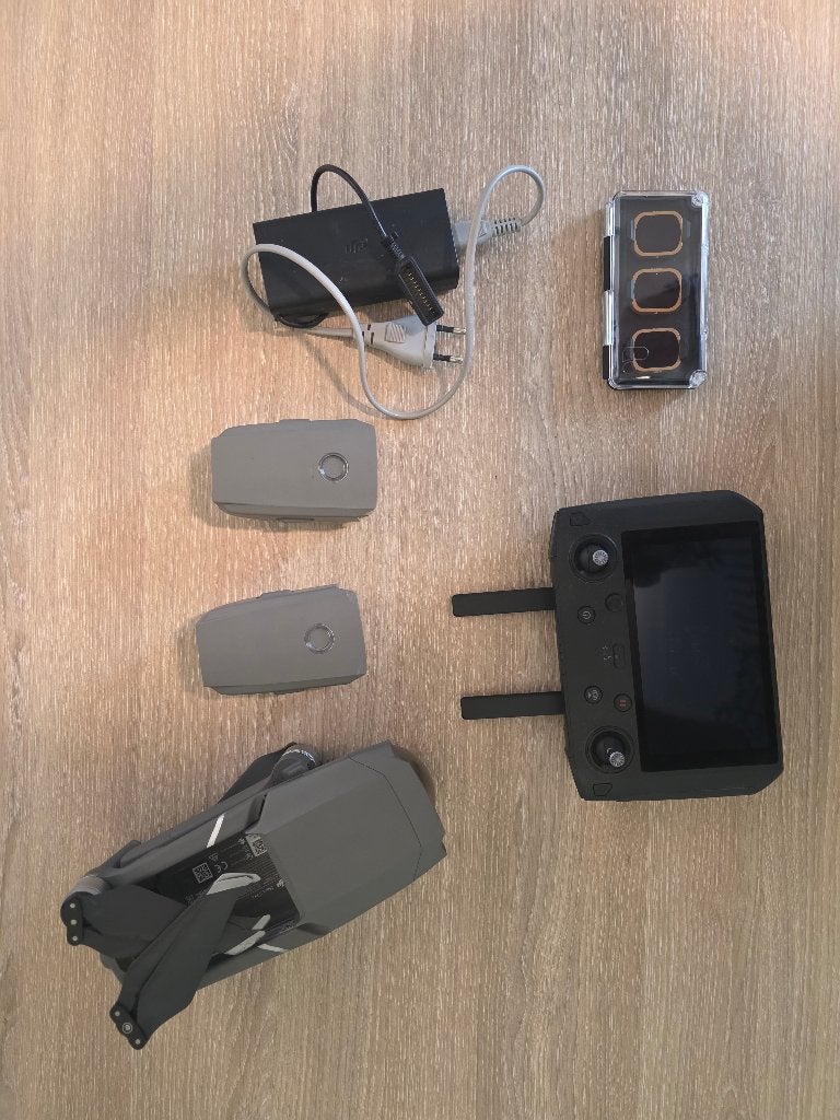 DJI Mavic 2 Pro met Smart Controller, Audio, Tv en Foto, Drones, Gebruikt, Cameradrone, Topkwaliteit, DJI, 250 tot 900 gram, 15 tot 30 minuten