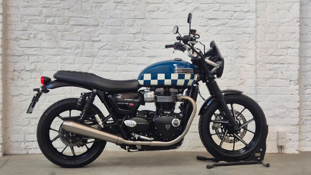 Triumph Street Twin 900 ABS 1e propriétaire @motomobilia, Permis Moto A, Entreprise, Occasion, Plus de 35 kW