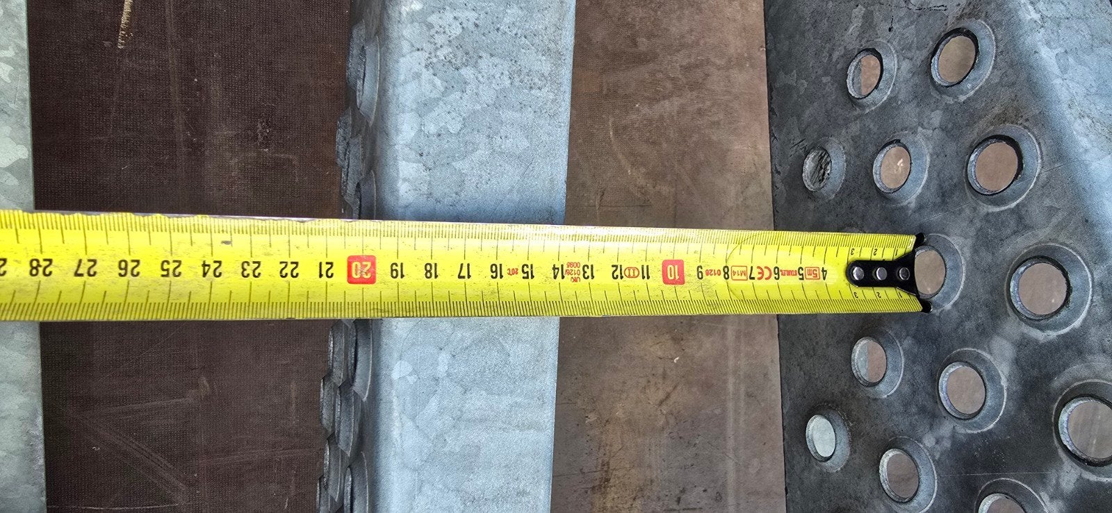 Wenteltrap ronde trap 2.78m. Verzinkt gegalvaniseerd plateau, Doe-het-zelf en Bouw, Ladders en Trappen, Ophalen, Gebruikt, Trap