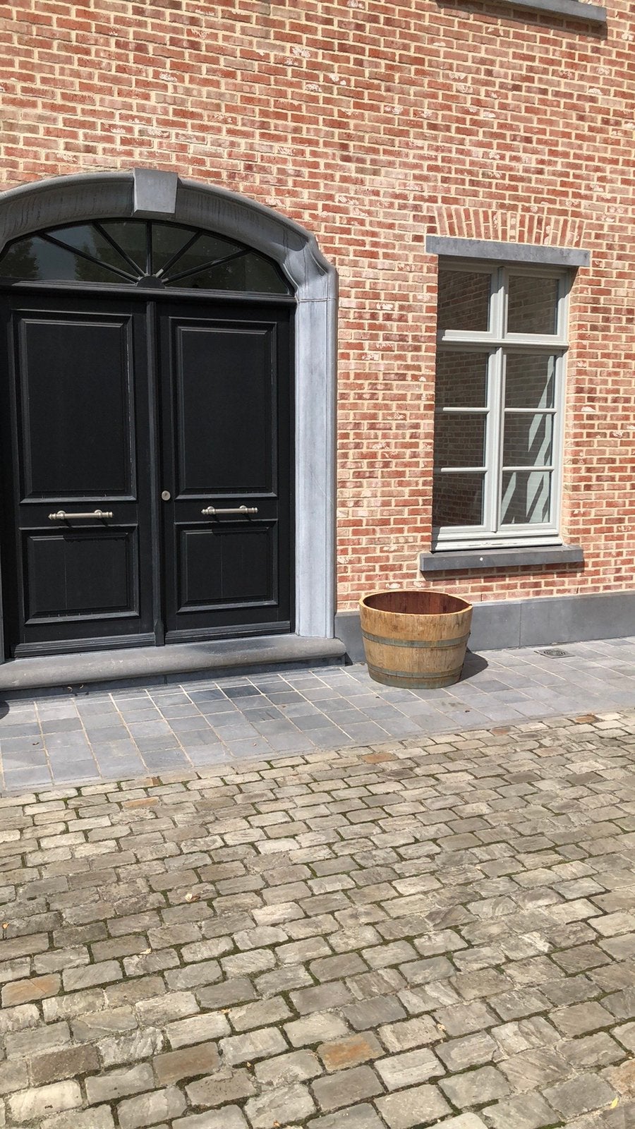 Halve eiken wijnton 44 cm hoog/67 diameter, Tuin en Terras, Ophalen, Rond, Zo goed als nieuw, Balkon