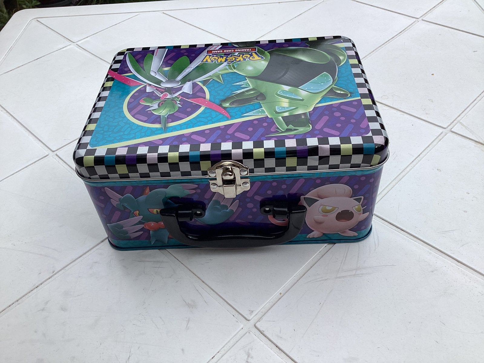 Metalen Pokemon koffertje, Ophalen, Zo goed als nieuw, Boosterbox
