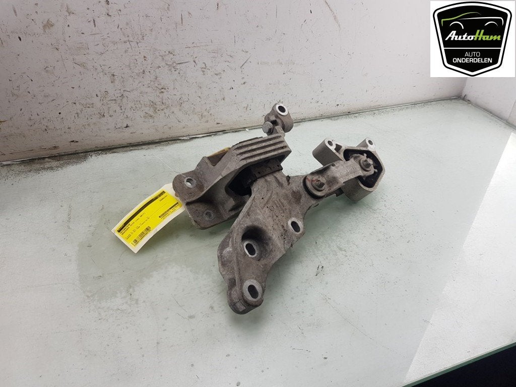 MOTORSTEUN Vito (447.6) (|A4472410713|A4472411200|), Gebruikt, Mercedes-Benz