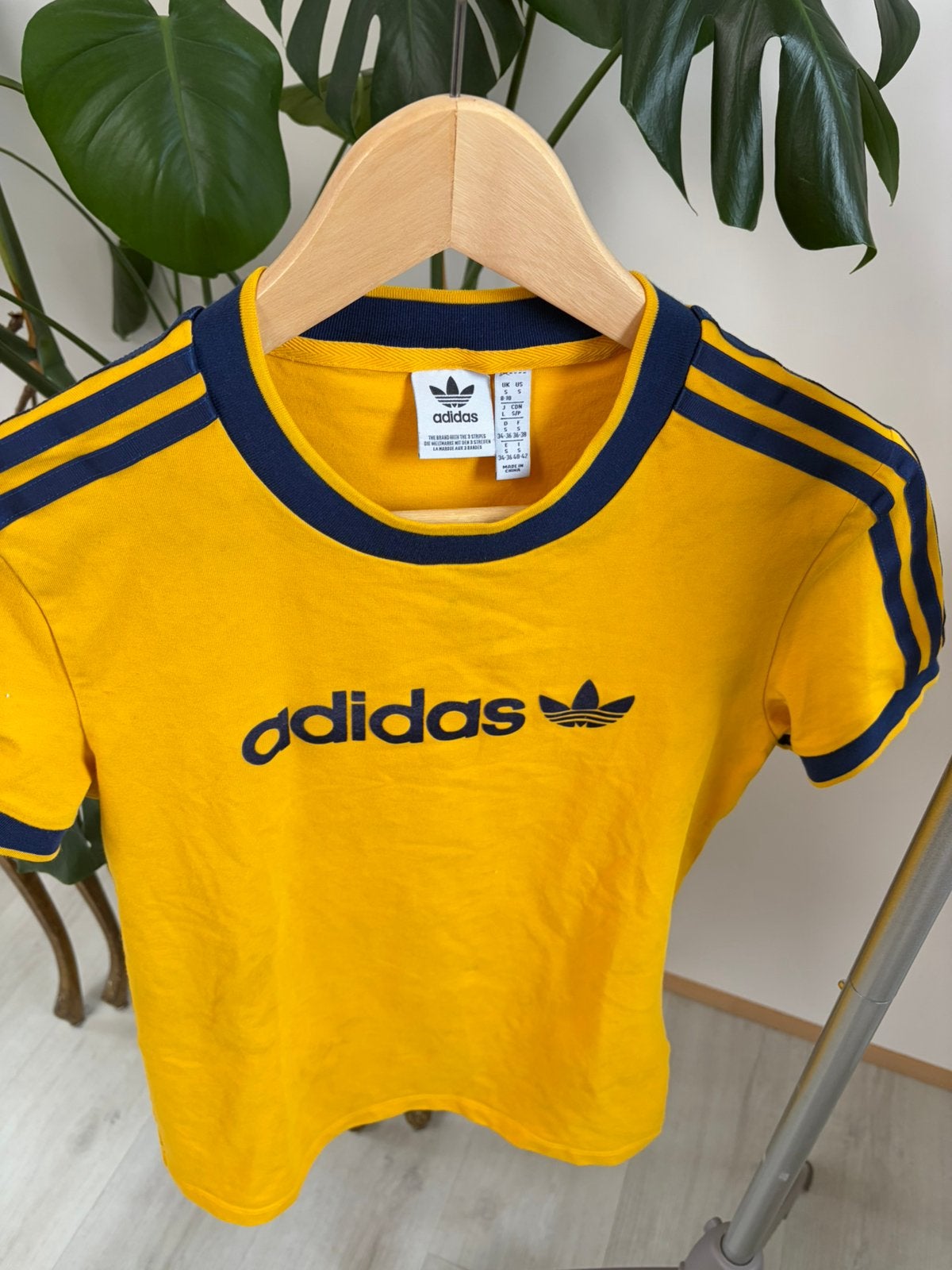 Adidas tshirt - 36/S, Vêtements | Femmes, T-shirts, Enlèvement, Comme neuf, Taille 36 (S)