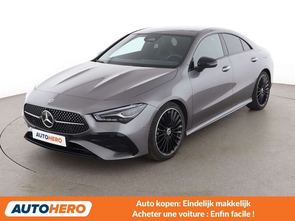 Mercedes-Benz CLA-Klasse 180 CLA 180 Mild-Hybrid AMG Line, Autos, Achat, 4 portes, 1505 kg, Alcantara