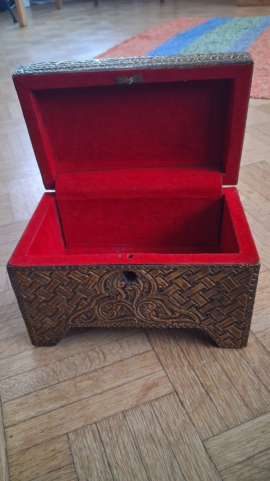 Ancien coffret à bijoux en bois et cuivre, Bijoux, Sacs & Beauté, Enlèvement ou Envoi