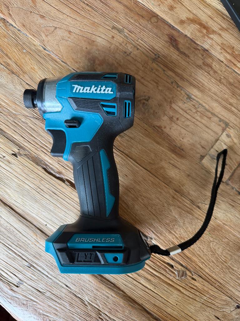 Makita slagschroevendraaier, Doe-het-zelf en Bouw, Ophalen of Verzenden, Zo goed als nieuw, Boormachine
