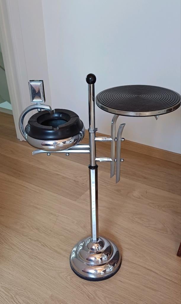 Staande asbak art deco, Ophalen