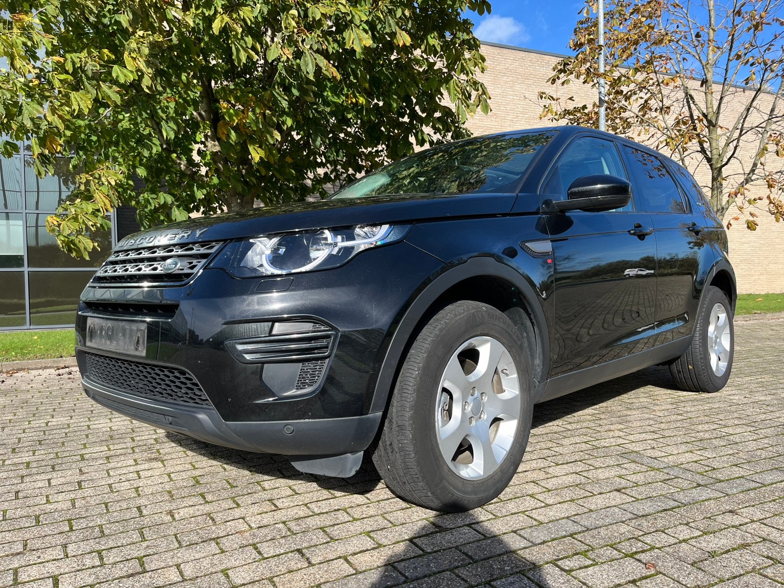 Land Rover Discovery Sport 2.0 TD4 2017/75000 km, Auto's, Bedrijf, 5 deurs, SUV of Terreinwagen, https://public.car-pass.be/vhr/368861c0-154b-4656-b21e-8ab7474c2571