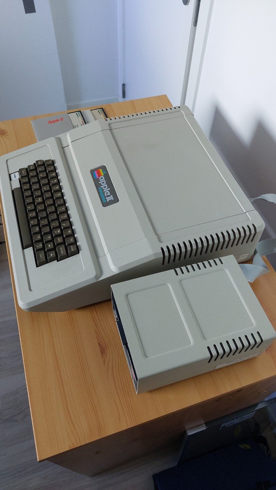 Apple II europlus + Lecteur disquettes + disquettes, Informatique & Logiciels