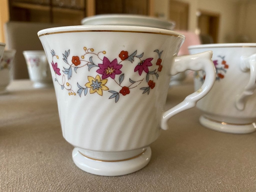 Service à café fleuri, Maison & Meubles, Cuisine | Vaisselle, Neuf, Enlèvement, Autres styles, Porcelaine