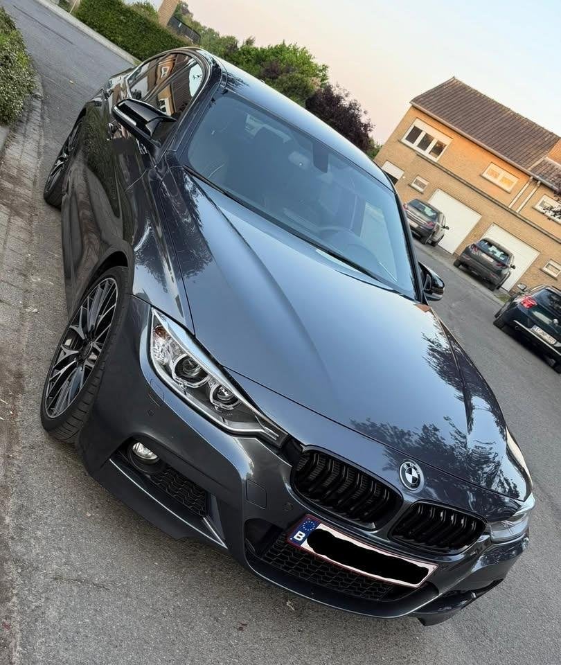 2016 BMW f30 luxury 320d 140kw, Autos, Cuir, Argent ou Gris, Achat, 127 g/km