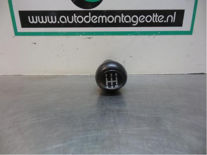 Pommeau levier de vitesse d'un Ford Fiesta (Fiesta 02-), -, 3 mois de garantie, -, -
