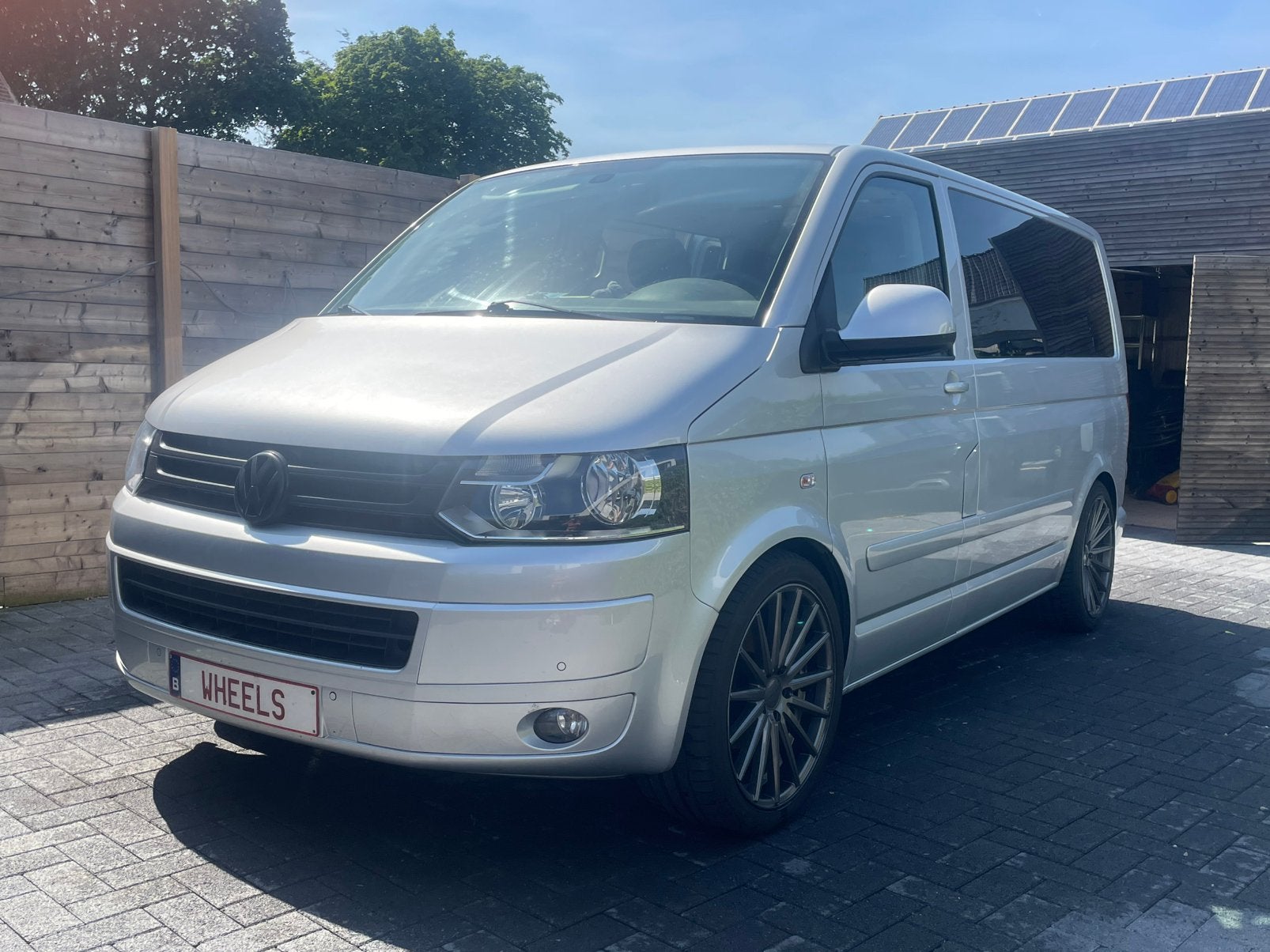 VW Caravelle T5 DSG avec seulement 70 000 km, 100 kW, Achat, 4 portes, Automatique