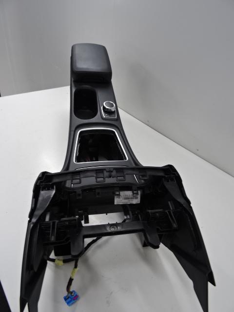 CONSOLE CENTRALE Mercedes-Benz A (W176) (01-2012/05-2018), Utilisé, Mercedes-Benz