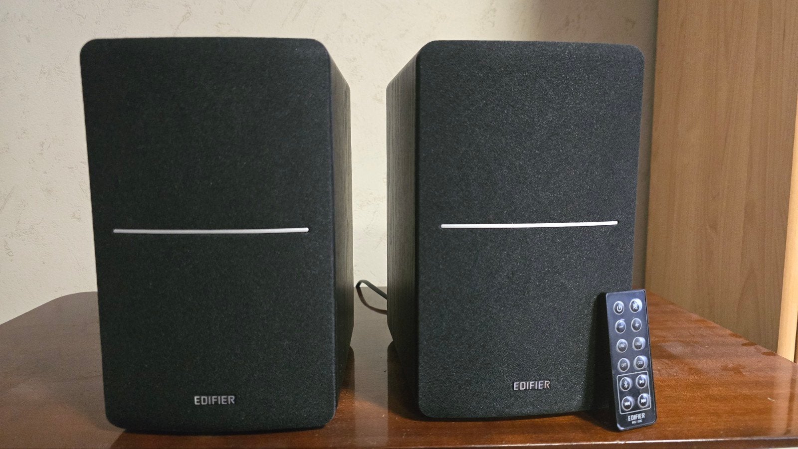 EDIFIER R1280DB, Computers en Software, Ophalen