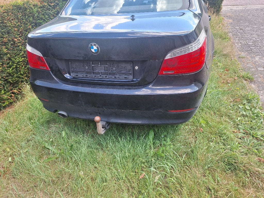 BMW 520 diesel, Auto's, 4 deurs, 1995 cc, Zwart, 130 g/km