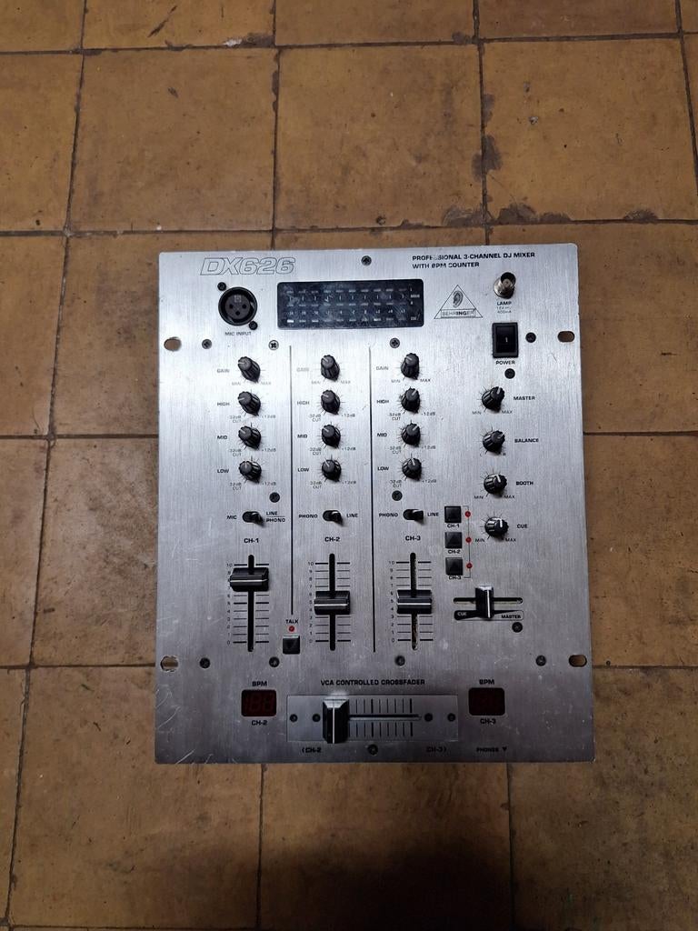 Behringer DX626 pro dj mixer, Ophalen, Gebruikt, Minder dan 5 kanalen, Microfooningang