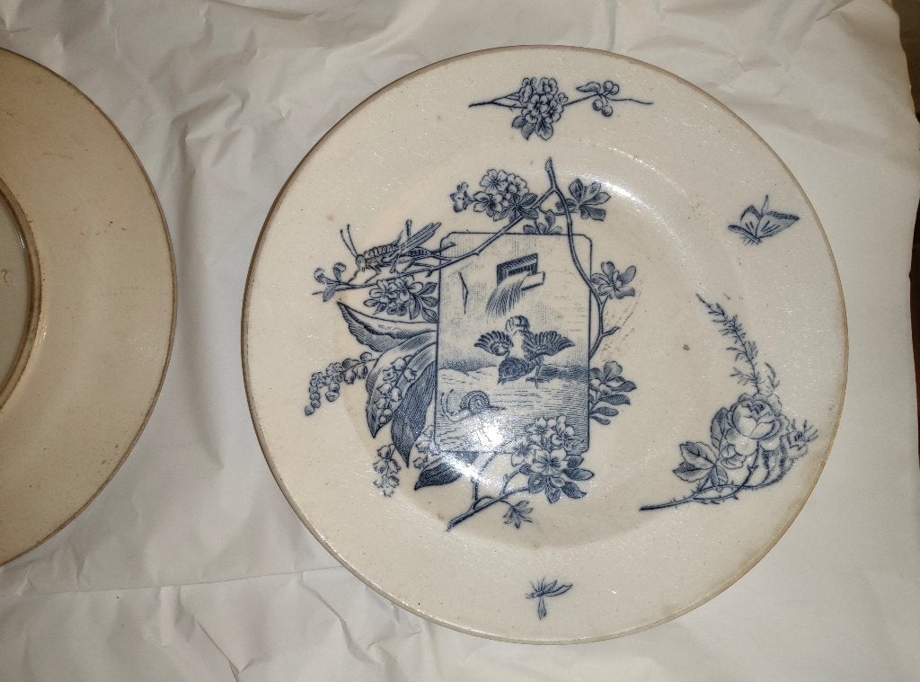 Oud aardewerk bord van Buisson met Japans decor, Antiek en Kunst, Ophalen of Verzenden