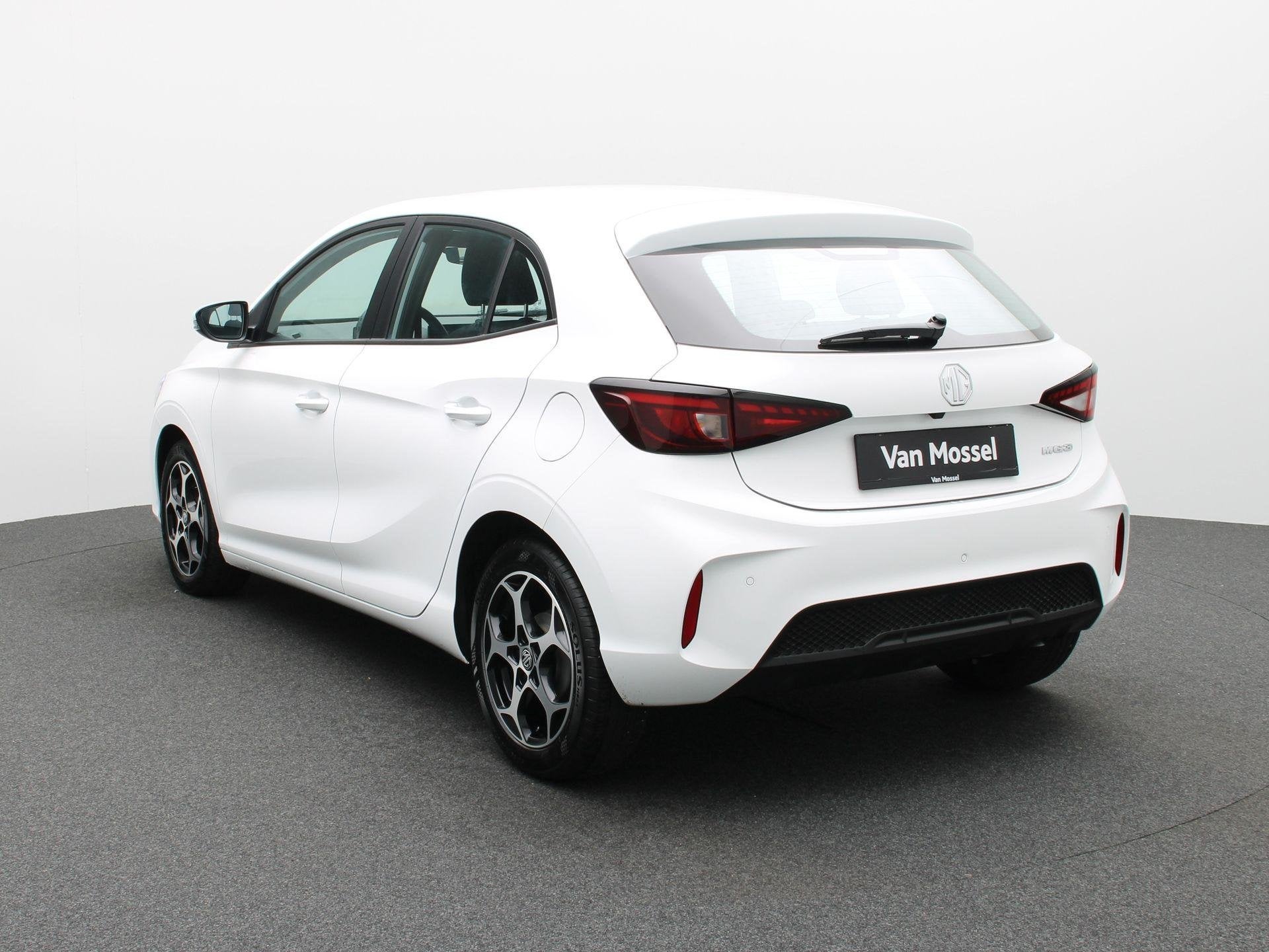 MG MG3 1.5 Comfort, Voorwielaandrijving, 75 kW, Stof, 4 cilinders