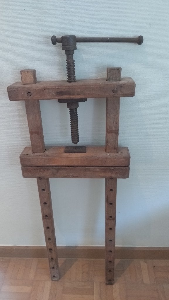 Vintage houten lijmklem - spanvijs, Ophalen
