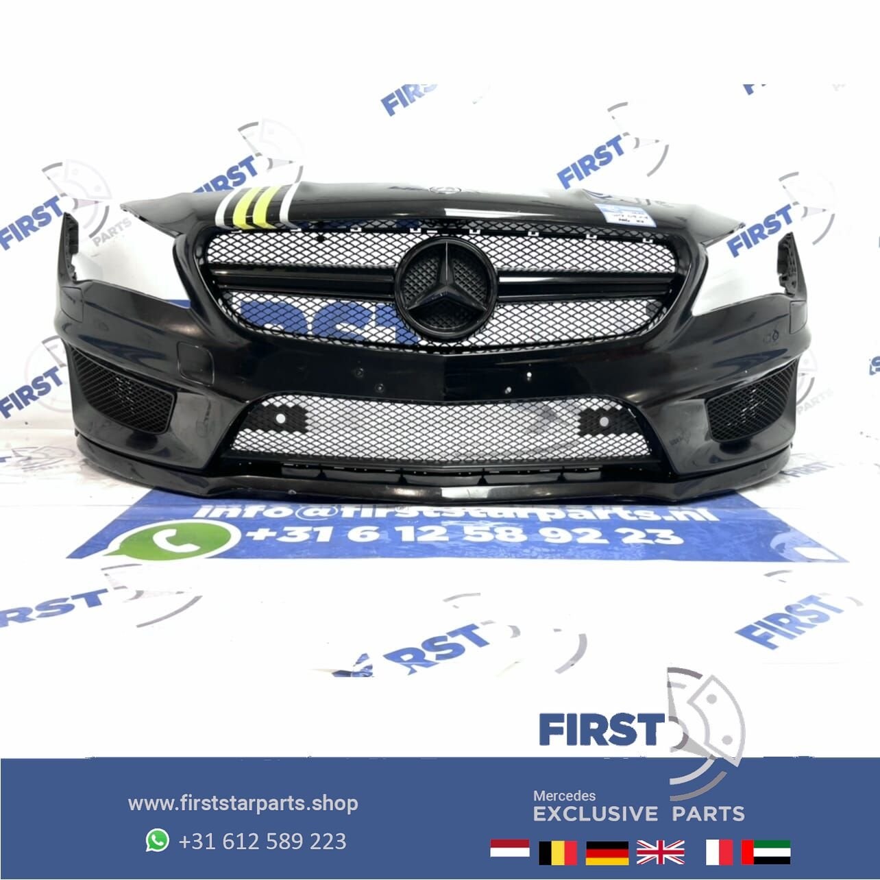 W117 CLA45 45 AMG VOORBUMPER ZWART COMPLEET + AMG GRIL ORIGI, Gebruikt, -, Voor, Ophalen of Verzenden