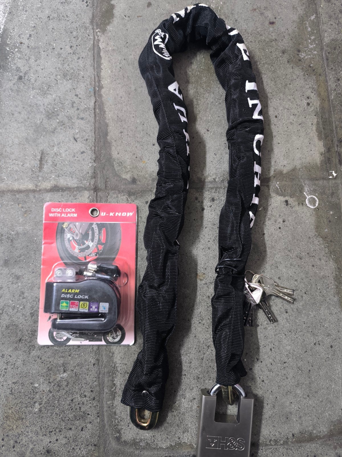 cadenas moto scooter état neuf + bloque disque alarme, Motos, Enlèvement ou Envoi
