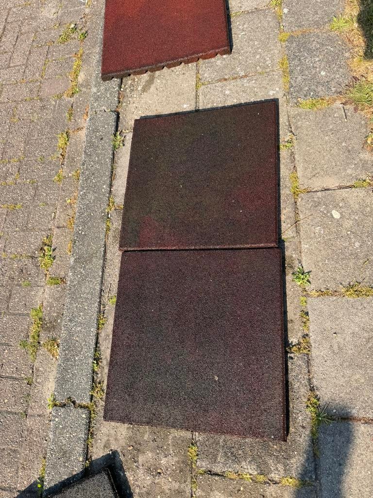 Rubberen tegels 50x50x2,5 ruim 30m2, Doe-het-zelf en Bouw, Tegels, Ophalen, Gebruikt, 10 m² of meer