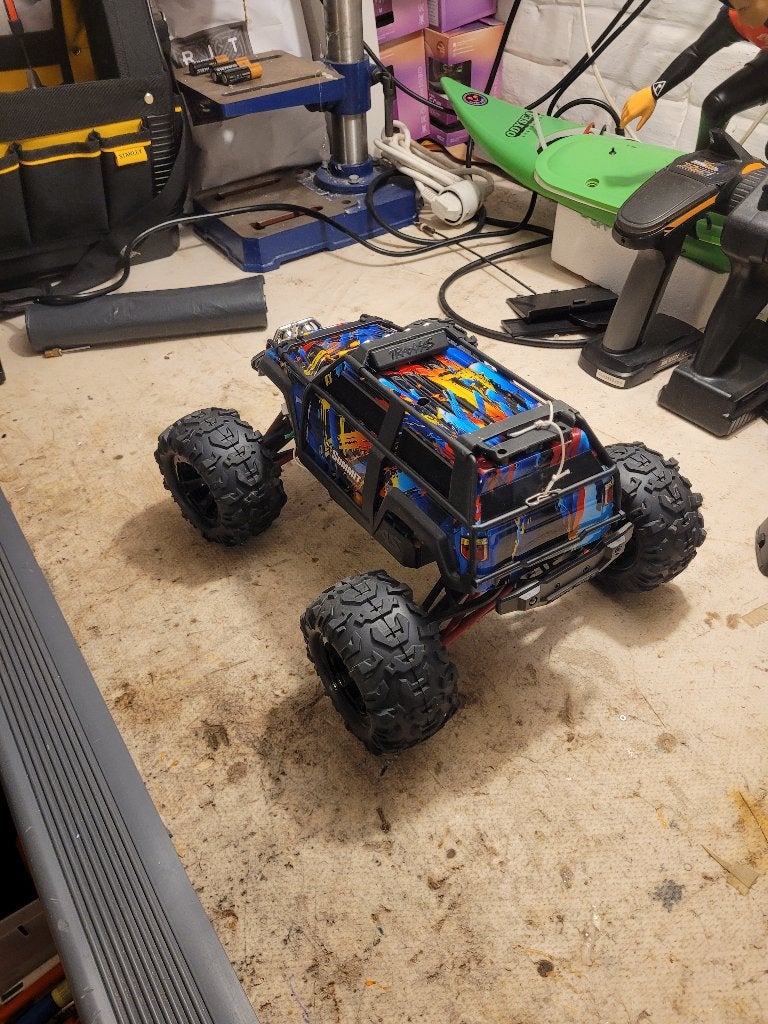 Trzxxas summit 1/16, Voiture off road, Comme neuf, Électro, RTR (Ready to Run)