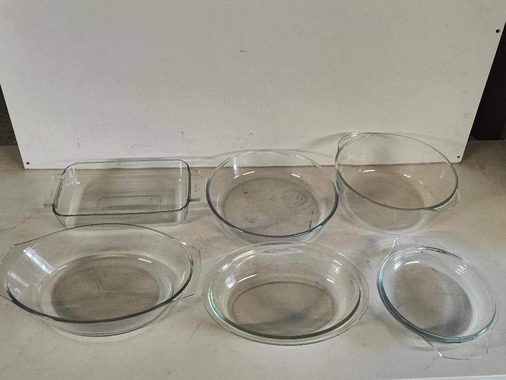 Lot van verschillende Pyrex kommen / schotels, Ophalen of Verzenden, Gebruikt, Kom(men)