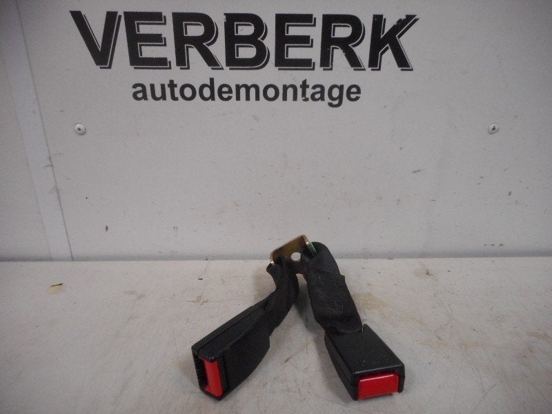 BOUCLE DE CEINTURE ARRIÈRE DROIT Omega B (25 / 26 / 27), Opel, Opel Automobile GmbH, Utilisé, Kontakt-opel@opel.com