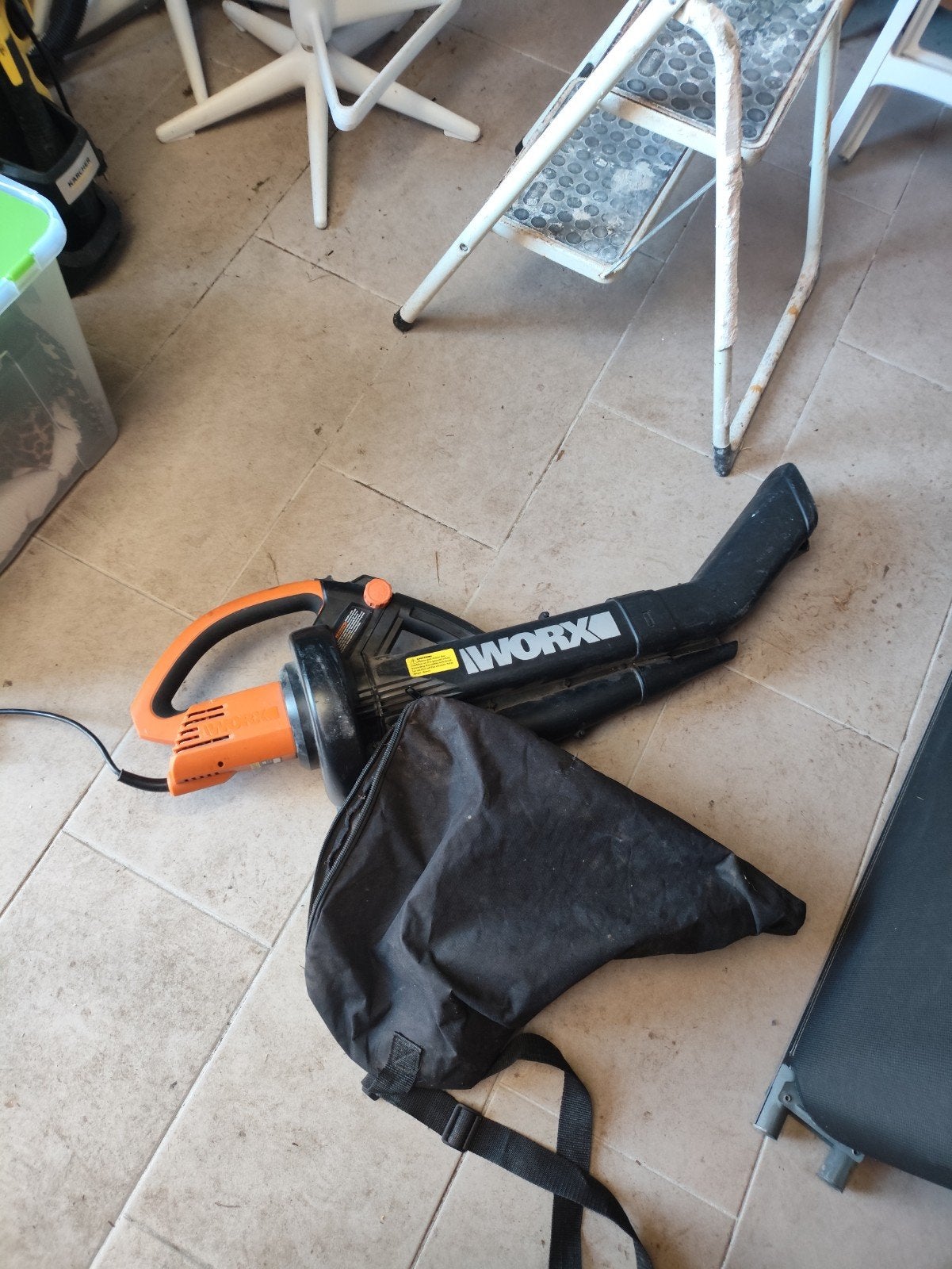 Bladblazer/zuiger worx, Enlèvement