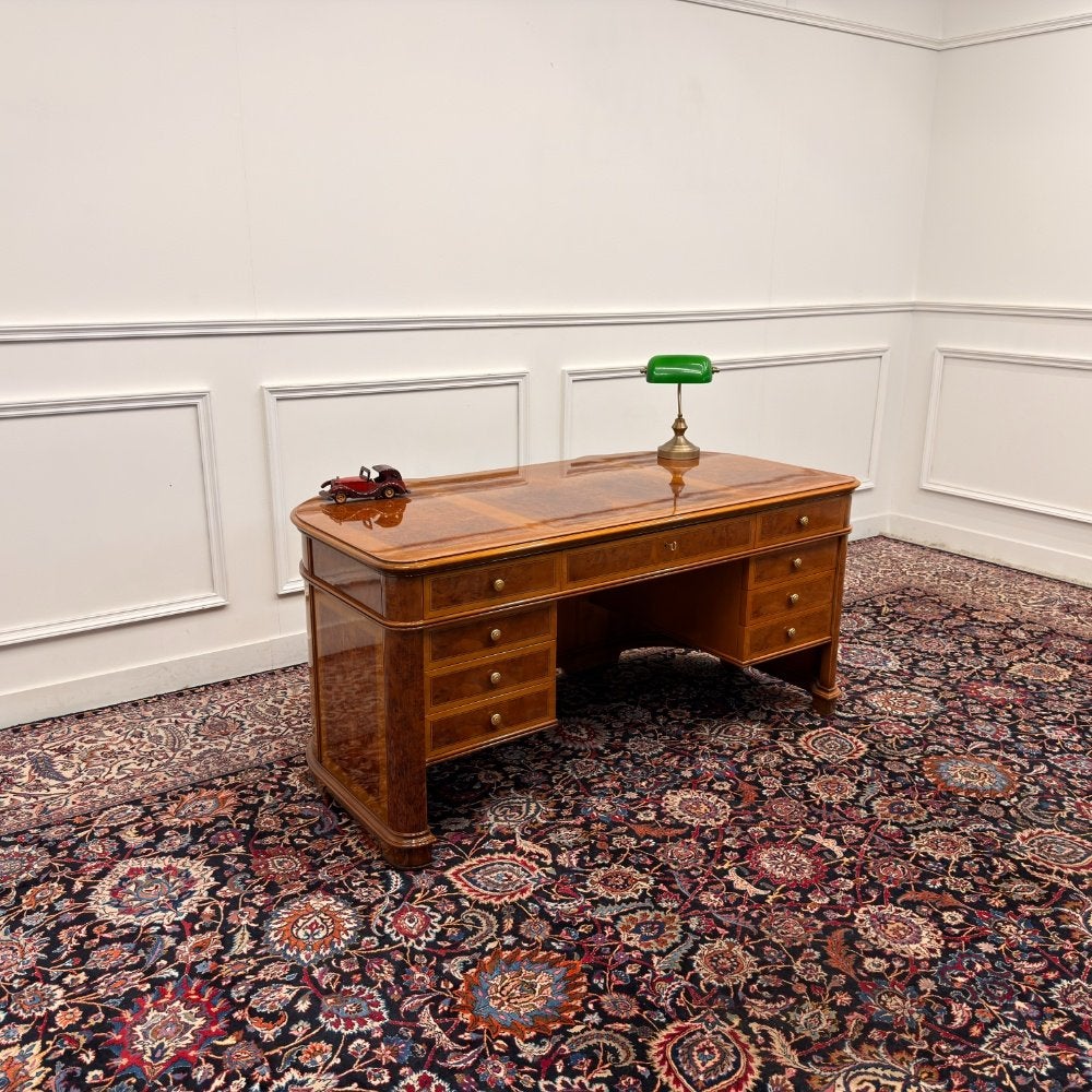Antiek Klassiek Italiaans Bureau met Achterschot, Antiek en Kunst, Ophalen of Verzenden