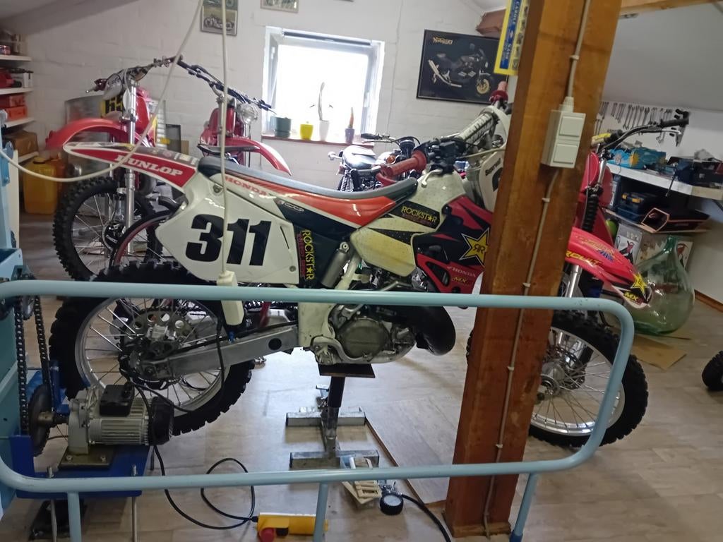 Honda CR-250, Motos, Particulier