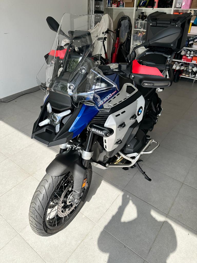 BMW R1300GS Adventure GS Trophy - 09/2025 - BTW aftrekbaar, Motoren, 2 cilinders, Nieuw, Motorrijbewijs A, Particulier