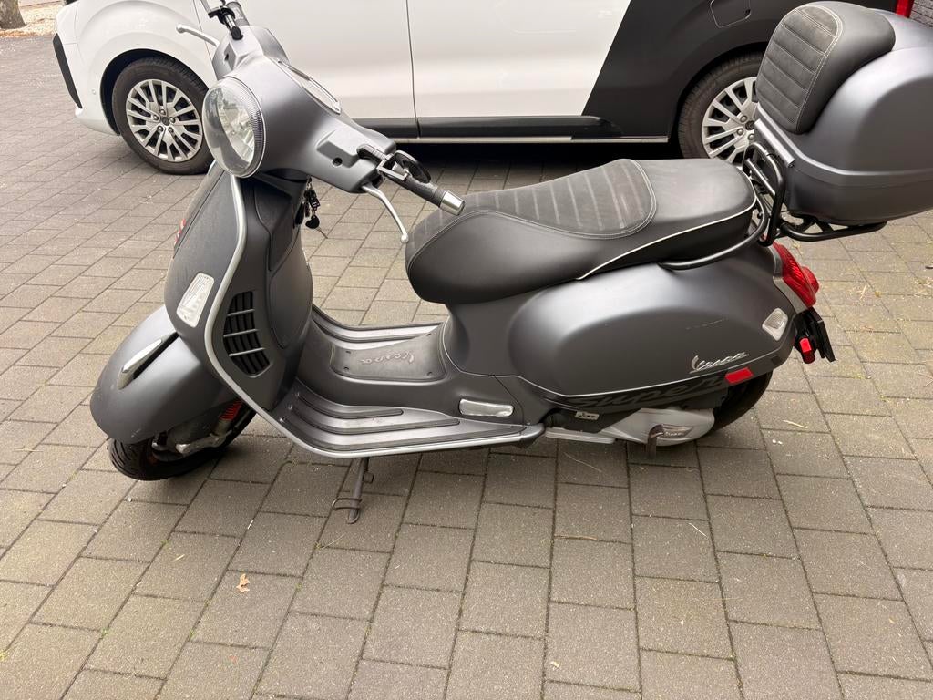 Vespa gts 125 2019, Motoren, Particulier, Scooter