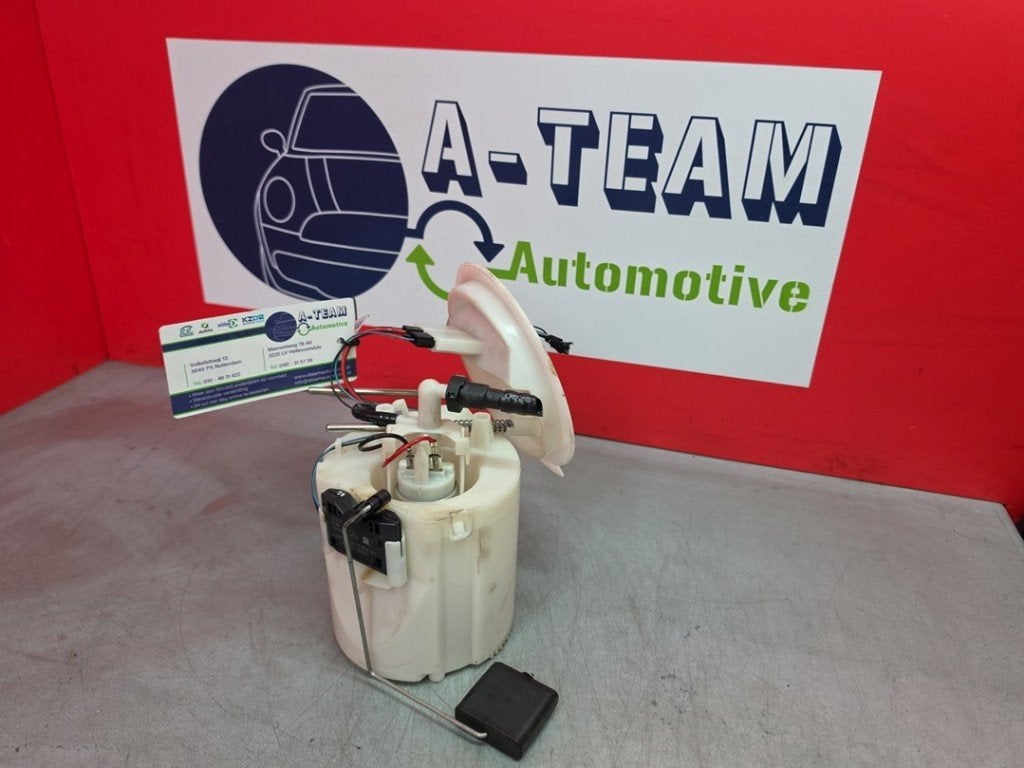 POMPE CARBURANT C Mercedes-Benz C (W204) (|A2044700294|), Mercedes-Benz, Utilisé, Dialog.mb@mercedes-benz.com, Mercedes-Benz AG