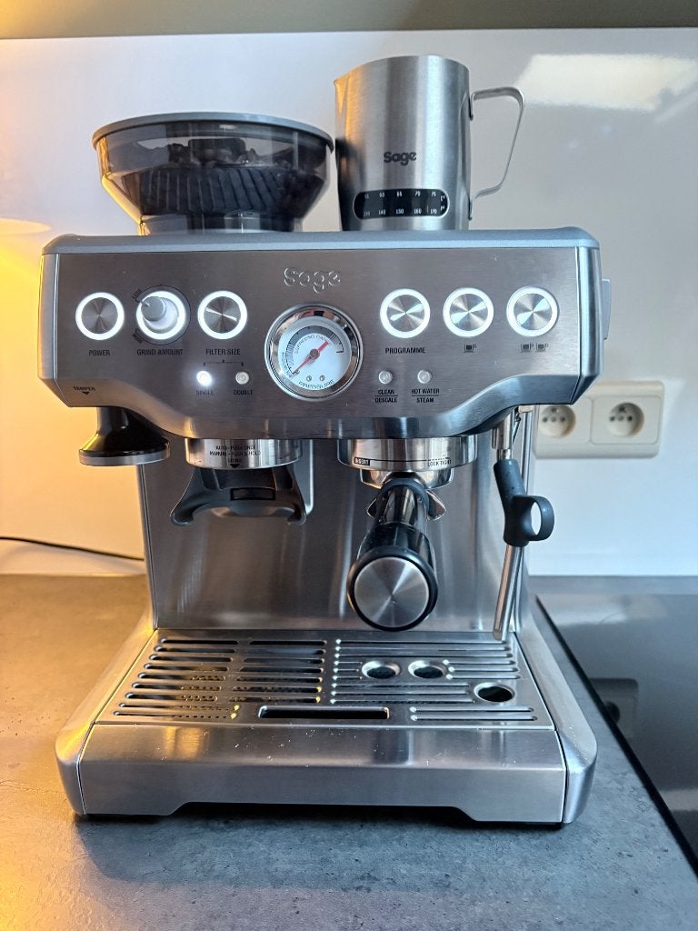 Sage Barista Express, Electroménager, Machine à espresso, Réservoir d'eau amovible, Enlèvement ou Envoi, Café en grains