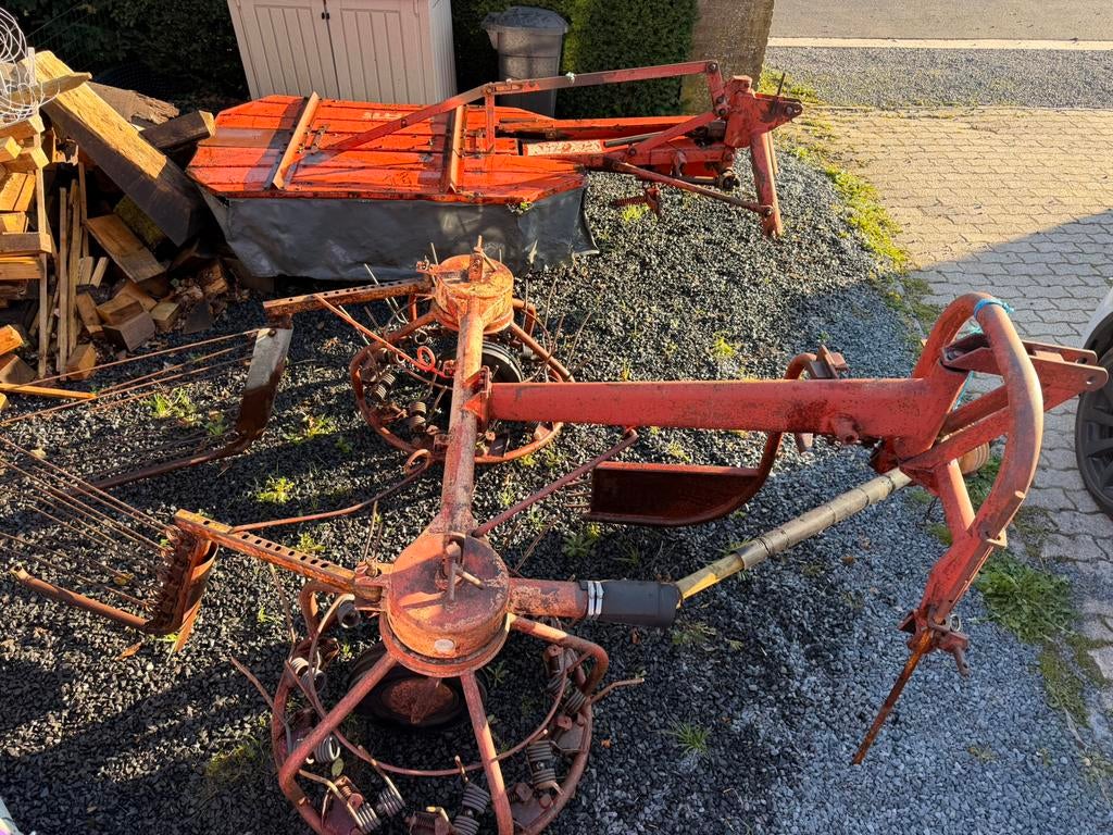 Faneuse andaineuse et faucheuse fahr km22, Articles professionnels, Agriculture | Outils, Enlèvement