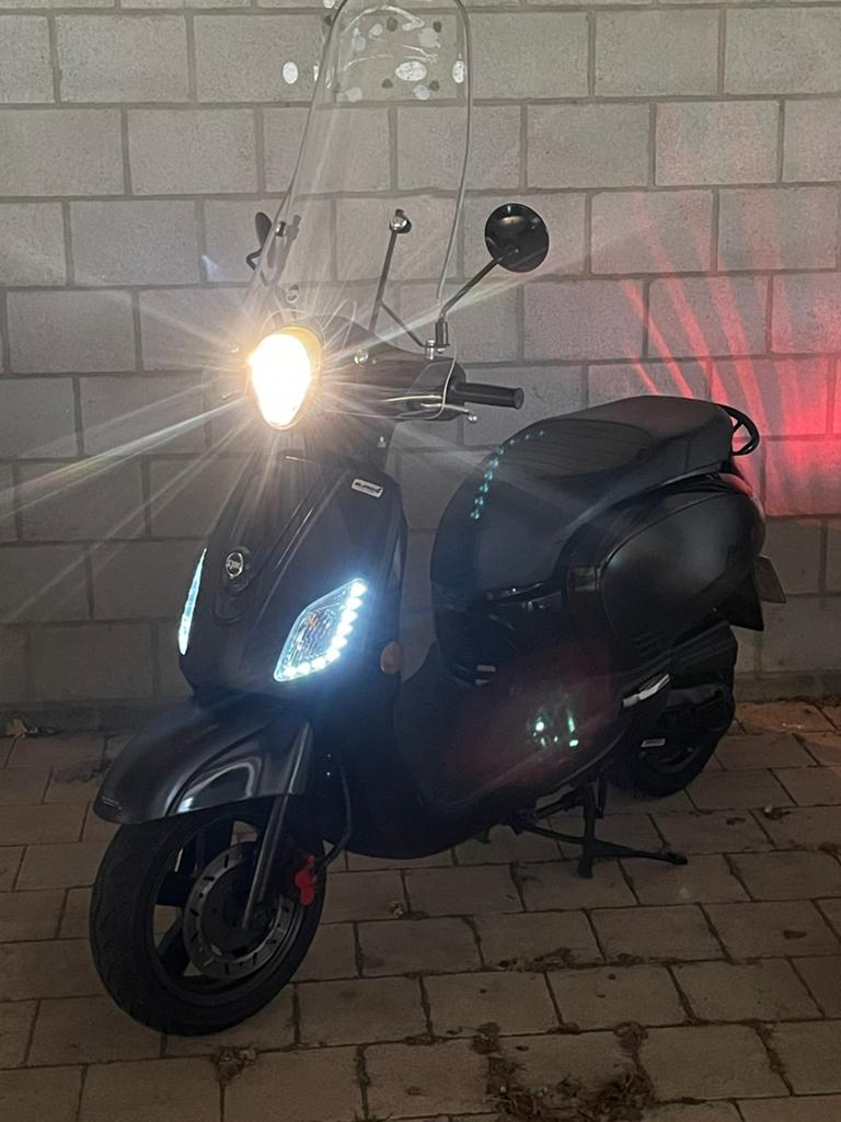Sym Fiddle3 | A Klasse | Bj2020 | 6.810km | Sport |Mat Zwart, Fietsen en Brommers, Sym, Klasse A (25 km/u), Ophalen of Verzenden