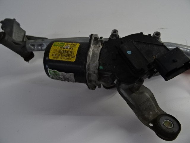 MOTEUR ESSUIE-GLACE AVANT Megane II CC (EM) (8200227169), Utilisé, Renault
